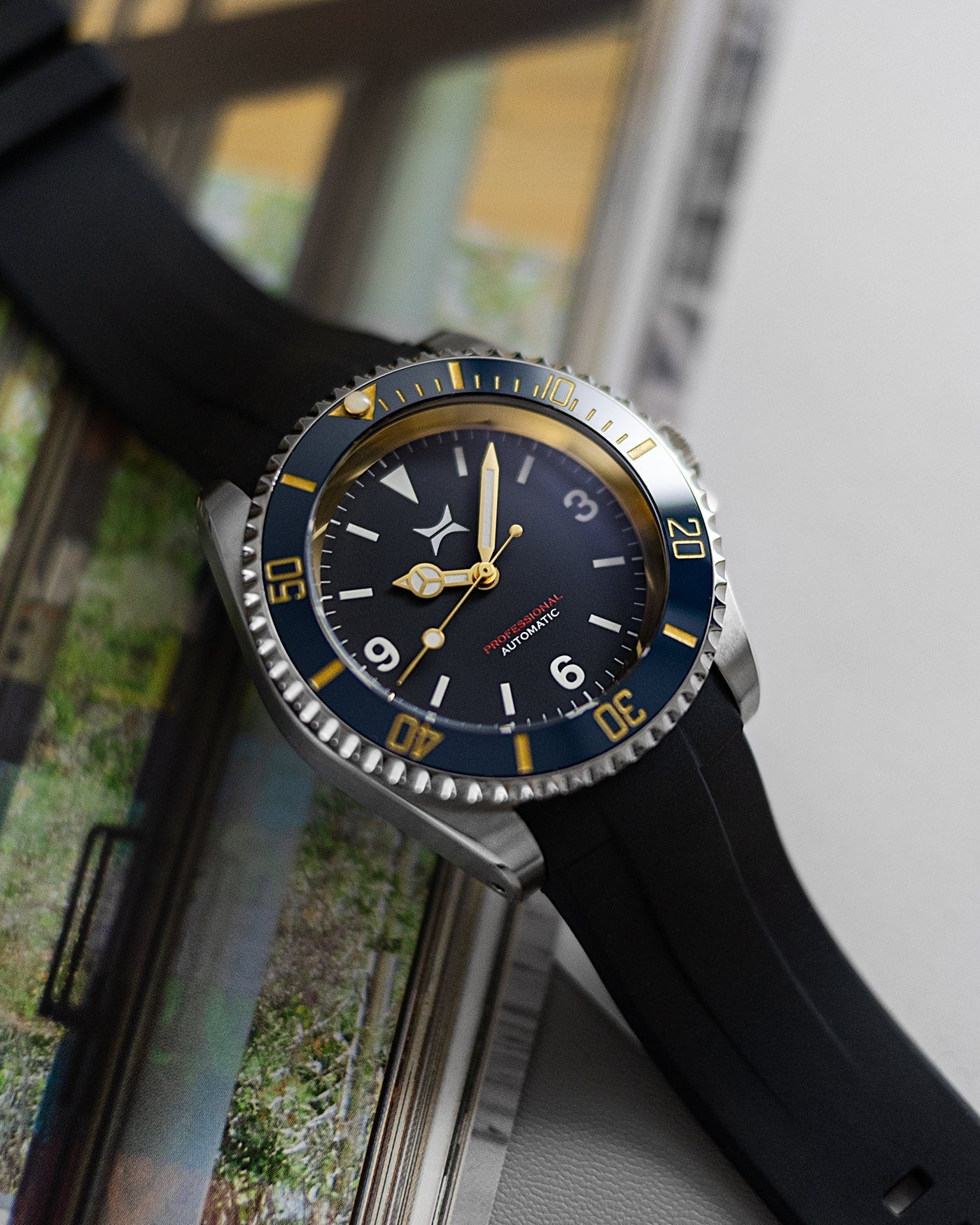 FM-3 Adventurer Aegean Blue x Gold